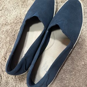 Clarks Navy Slip On